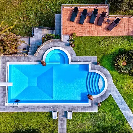 Bency Bed & Breakfast 3*