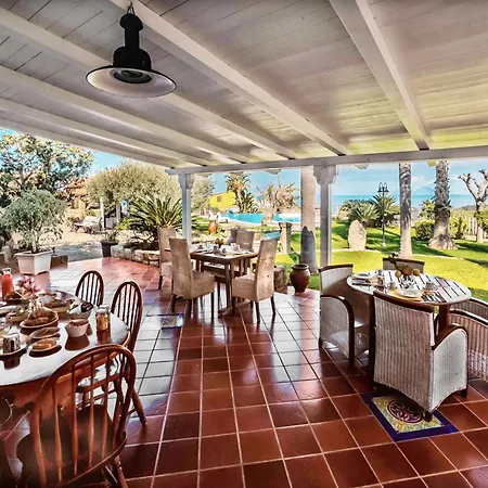 Bency Bed & Breakfast 4*