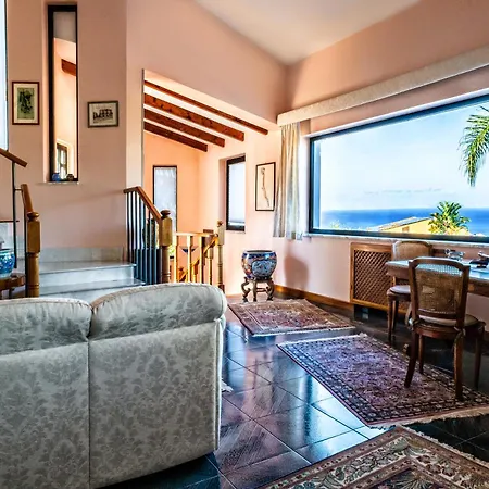 Bency Bed & Breakfast 4*