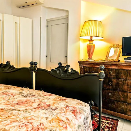 Bed & Breakfast Bency 3*