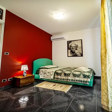 Bency Bed & Breakfast Capo dʼOrlando