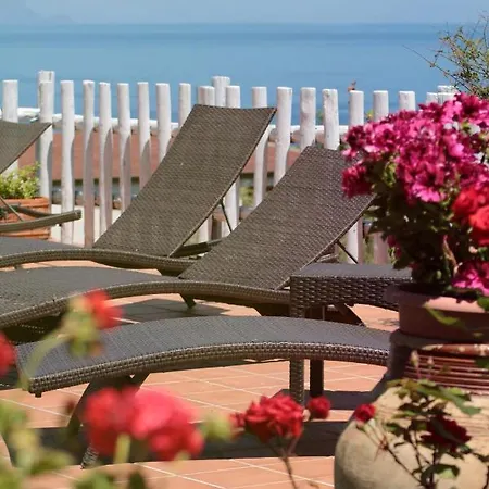 Bency Bed & Breakfast 3*